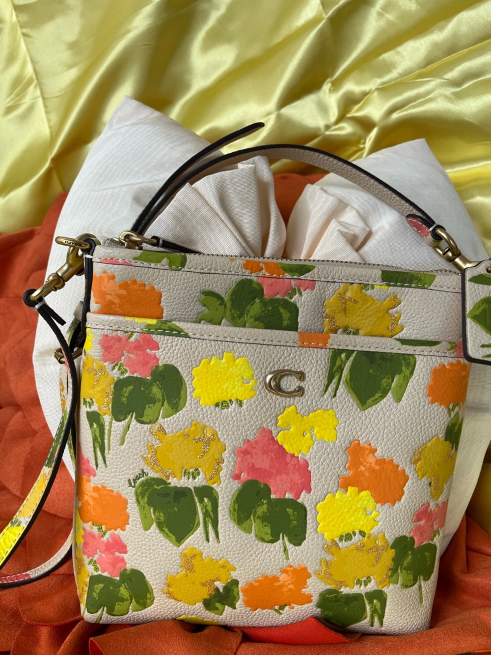 Coach Kitt Floral Crossbody Bag 🩷 Pink with 💛 Yellow, 🧡 Orange & 💚 Green NWOT - Picture 2 of 14